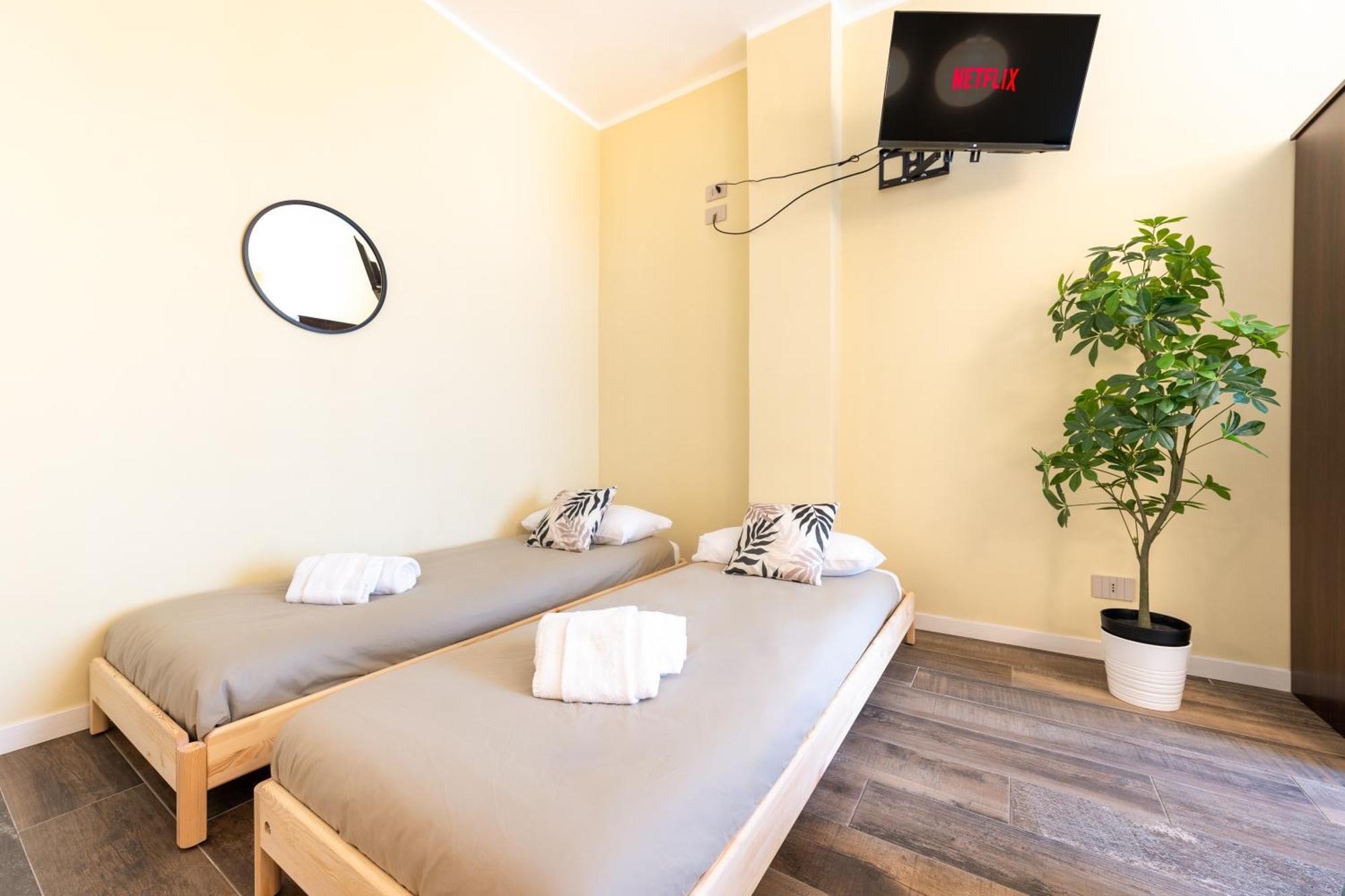 Appartamenti Vista Mole, Centro A 15 Min - Luxury Suites & Fast Wifi Торино Екстериор снимка