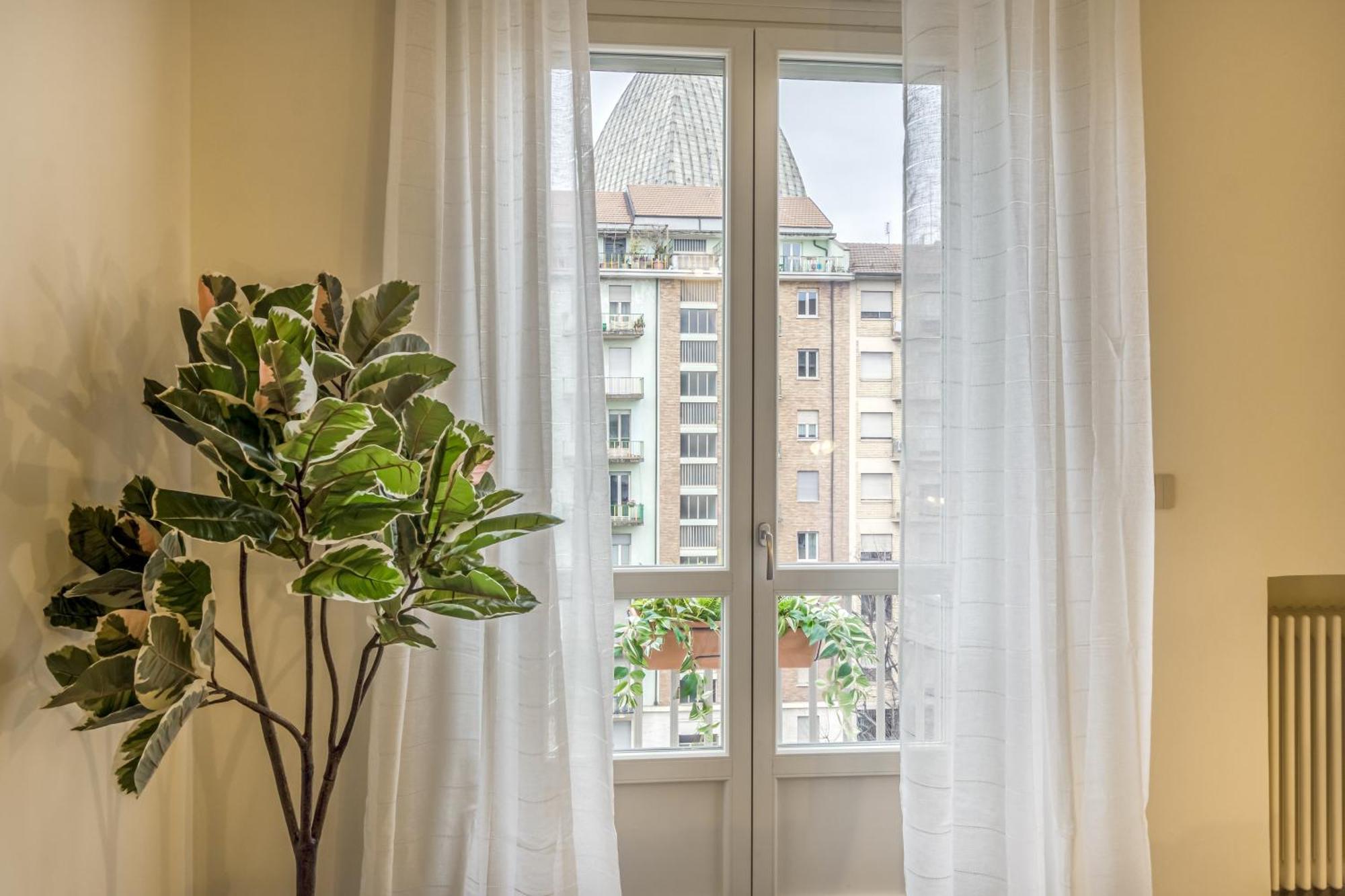 Appartamenti Vista Mole, Centro A 15 Min - Luxury Suites & Fast Wifi Торино Екстериор снимка