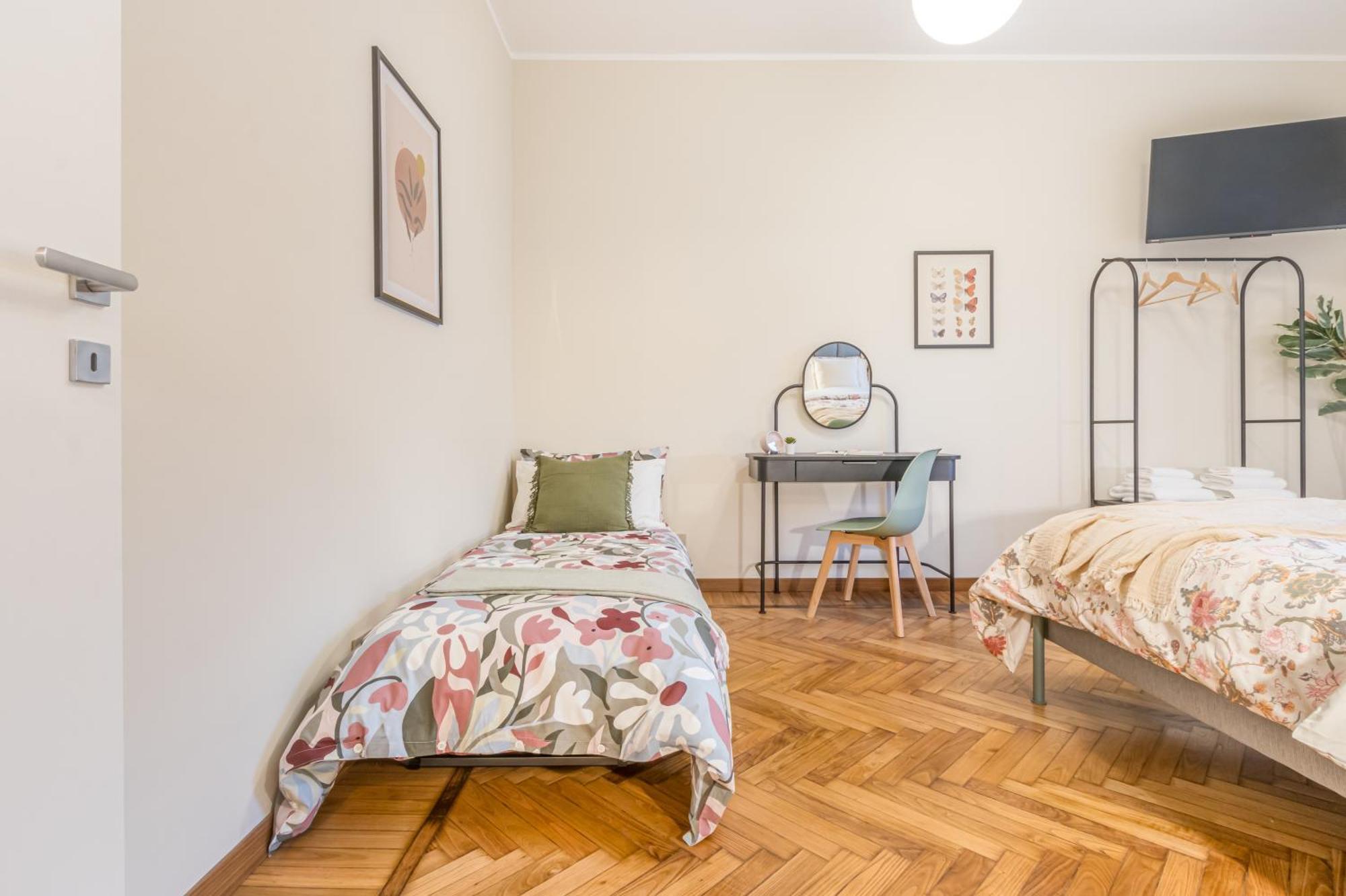 Appartamenti Vista Mole, Centro A 15 Min - Luxury Suites & Fast Wifi Торино Екстериор снимка