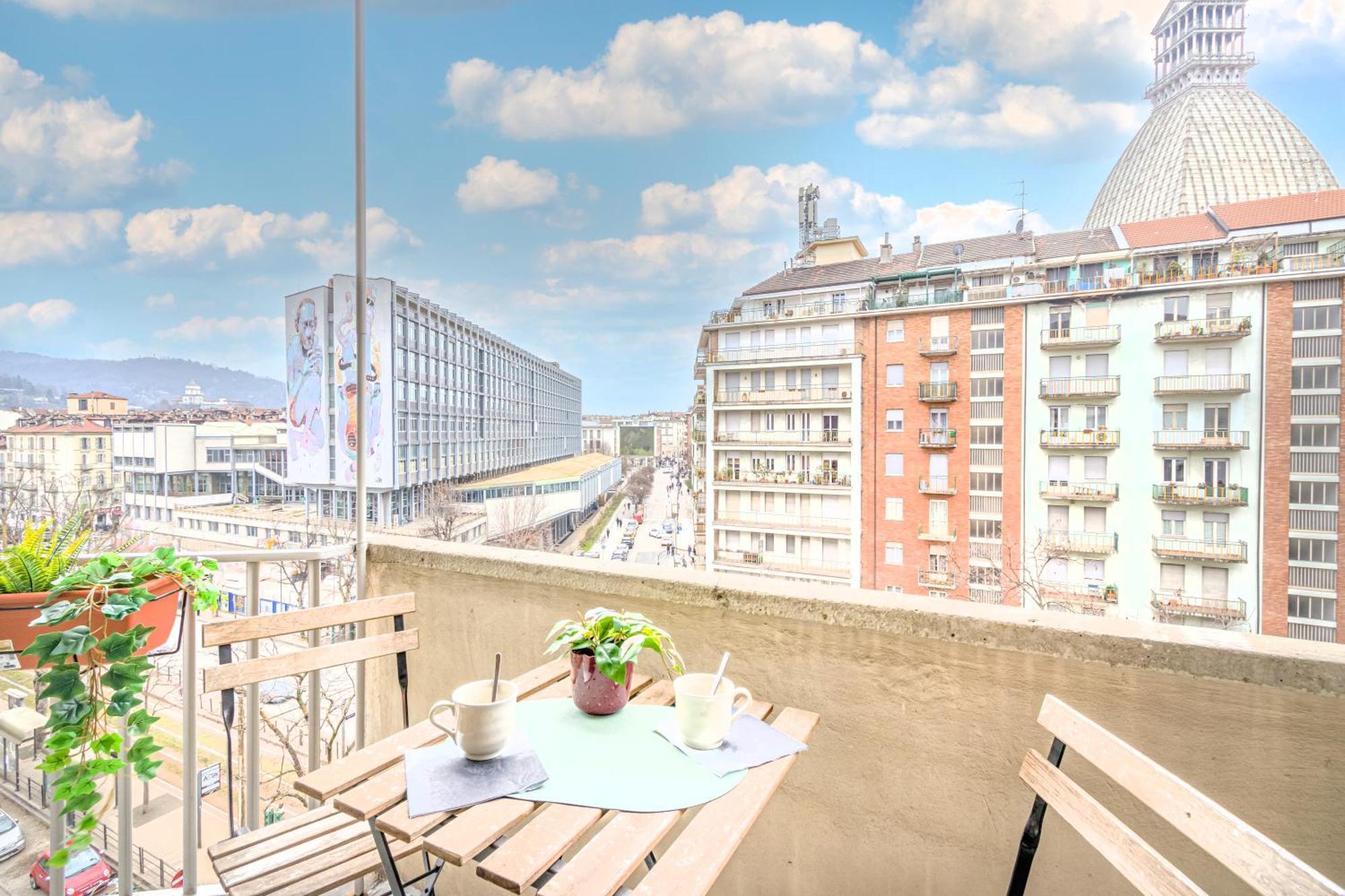 Appartamenti Vista Mole, Centro A 15 Min - Luxury Suites & Fast Wifi Торино Екстериор снимка